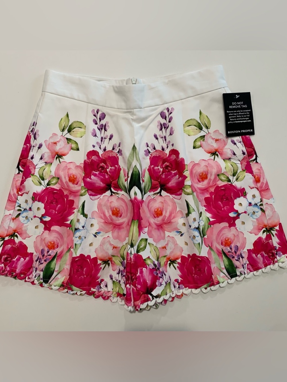 Boston Proper White Shorts with Pink Floral Border, Scalloped Hem, Garden Party